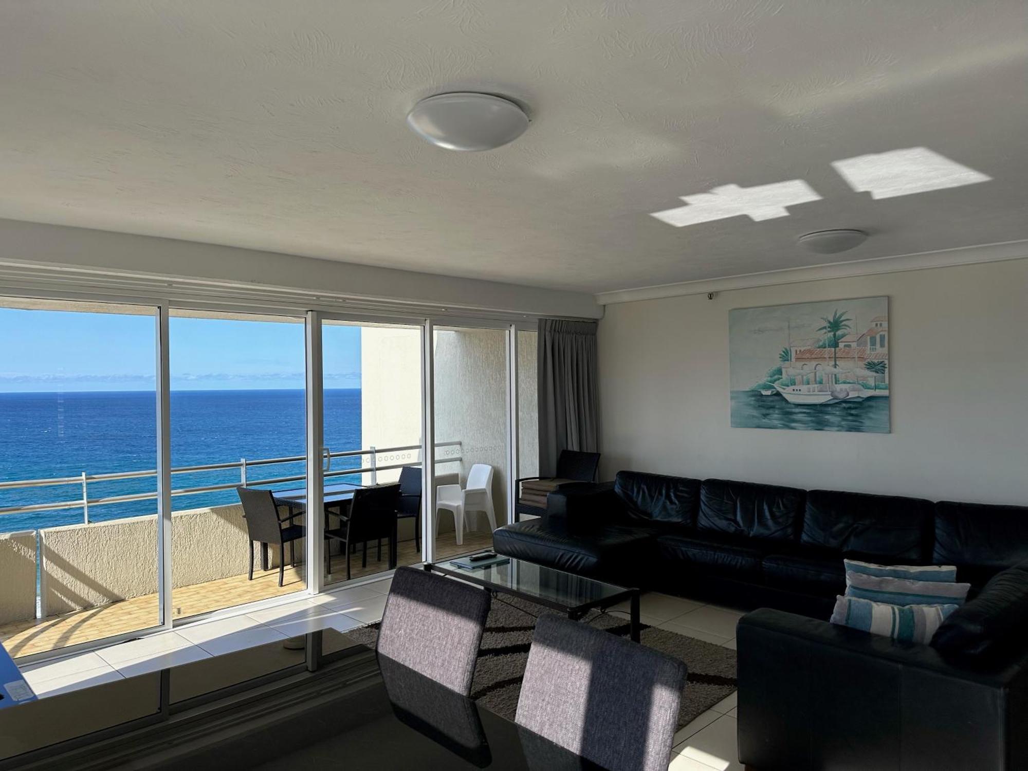 Zenith Ocean Front Apartments Gold Coast Exterior foto
