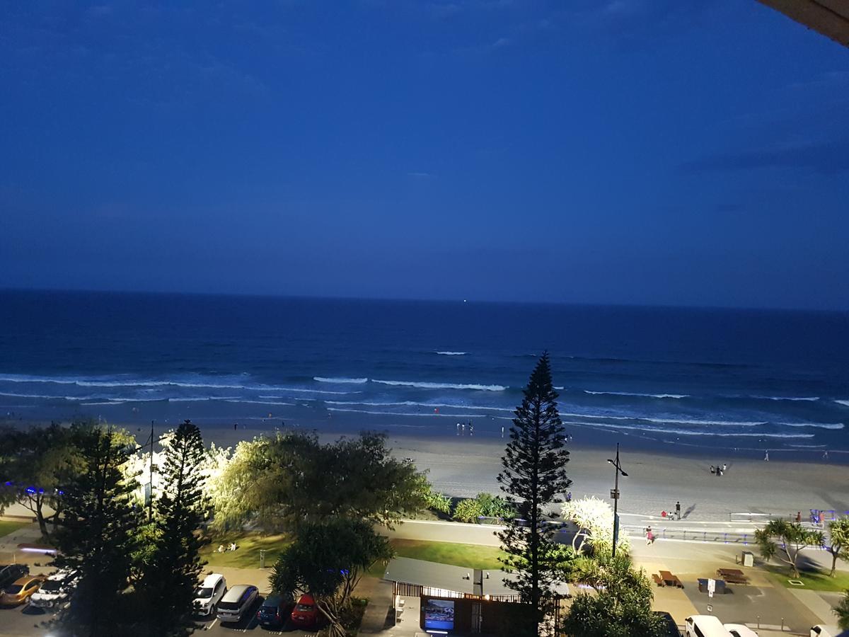 Zenith Ocean Front Apartments Gold Coast Exterior foto
